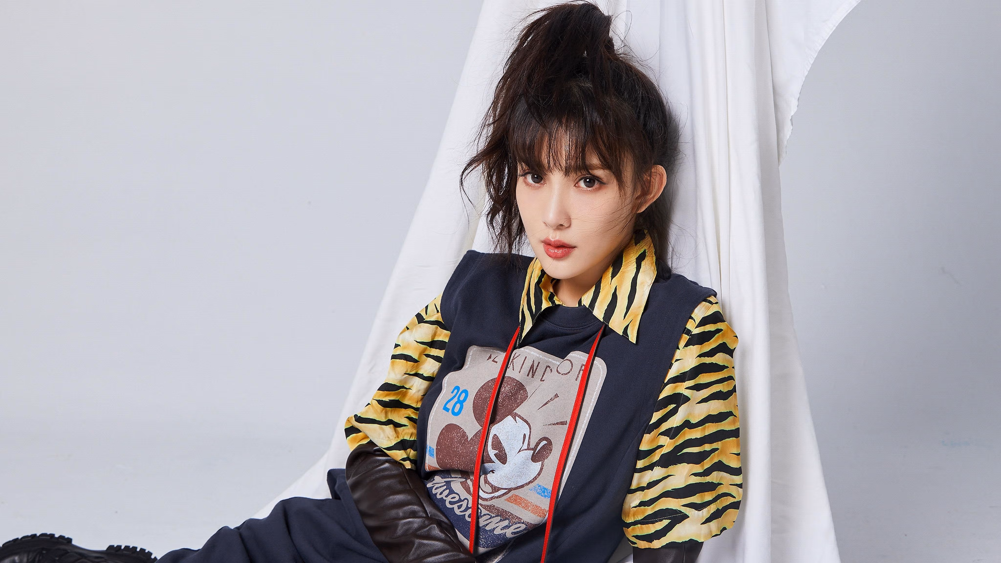 Kaiyun APP-《CS_GO极速对垒，现场气氛火爆点燃》，吃鸡极速对决近战