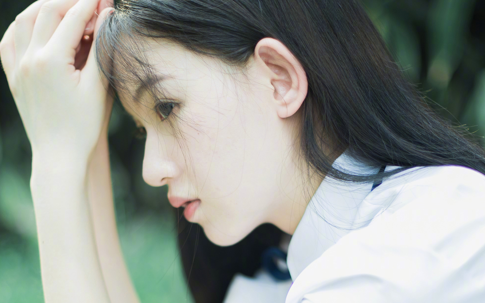 运动员退役转型路径多样化,行业发展新气象,退役运动员转型与发展的法律相关问题进行论述