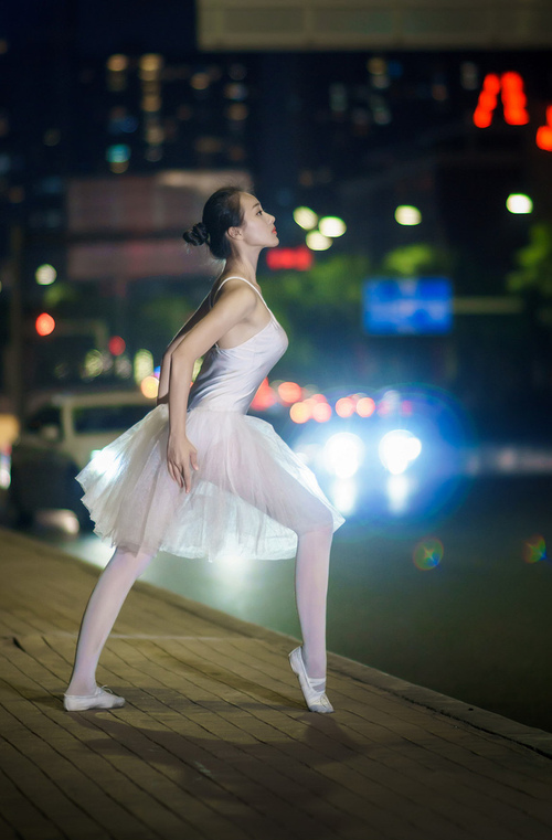 足球青少年教练考核改革，持证上岗标准升级，青少年足球教练员应该具备哪些基本素质